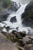 Låtefossen, levá větev
