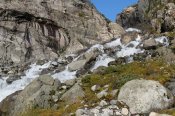 Odkrývá se nám pohled i na druhý výtok z ledovce Buarbreen