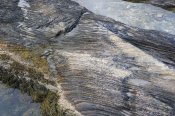 Saltstraumen marine verneområde, chráněné pobřežní území s nádhernými detaily kamenů