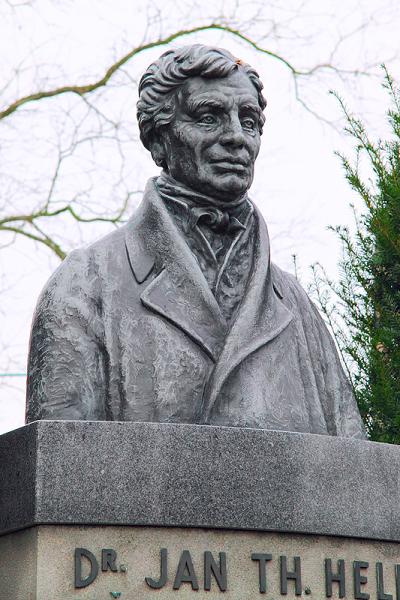 J. T. Held. Replika ztraceného originálu J. Šimka. Acrystal