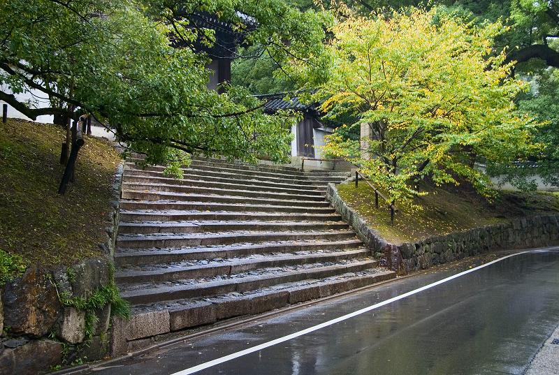 Když v ráji pršelo. Fotografie z cesty do Japonska.