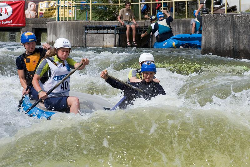 Raftový víkend Trnávka 2008