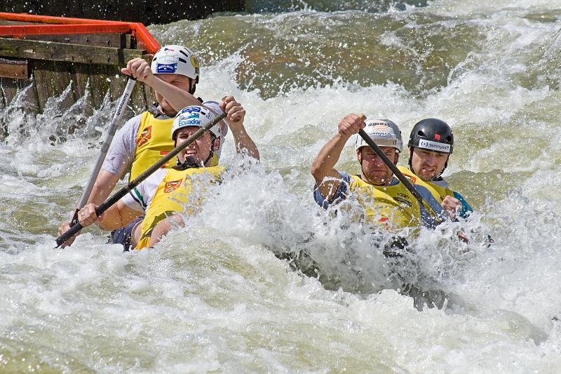 Raftový víkend Trnávka 2008