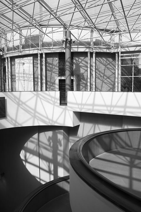 Sklo, železo, beton