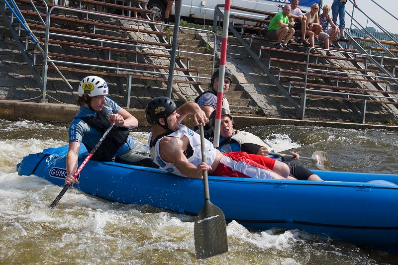 ČP a MČR - rafting R4. VZ R2. Praha Troja 30. 5. a 1. 6. 08