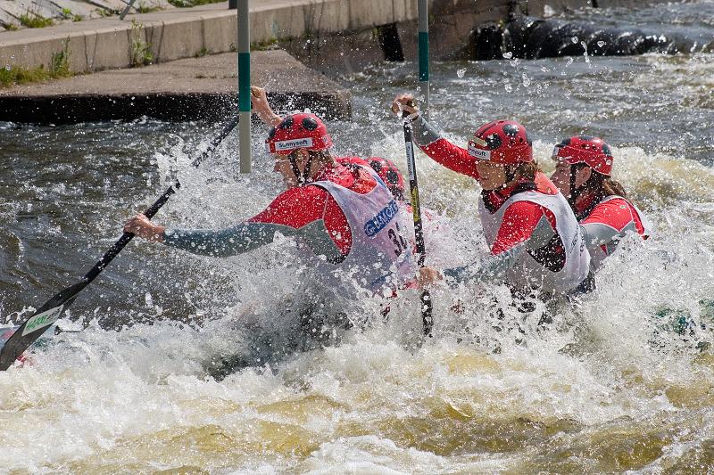 ČP a MČR - rafting R4. VZ R2. Praha Troja 30. 5. a 1. 6. 08