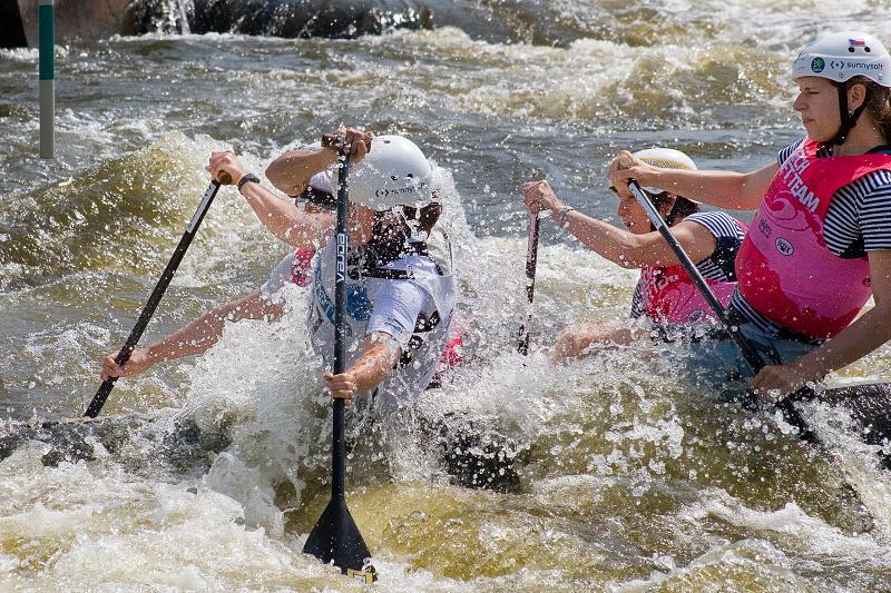 ČP a MČR - rafting R4. VZ R2. Praha Troja 30. 5. a 1. 6. 08