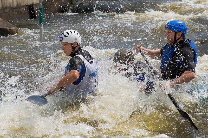ČP a MČR - rafting R4. VZ R2. Praha Troja 30. 5. a 1. 6. 08