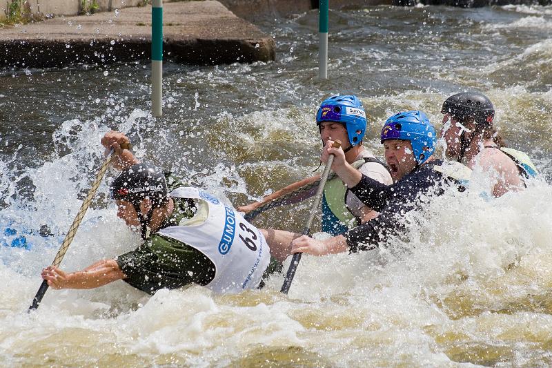 ČP a MČR - rafting R4. VZ R2. Praha Troja 30. 5. a 1. 6. 08