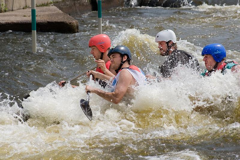ČP a MČR - rafting R4. VZ R2. Praha Troja 30. 5. a 1. 6. 08