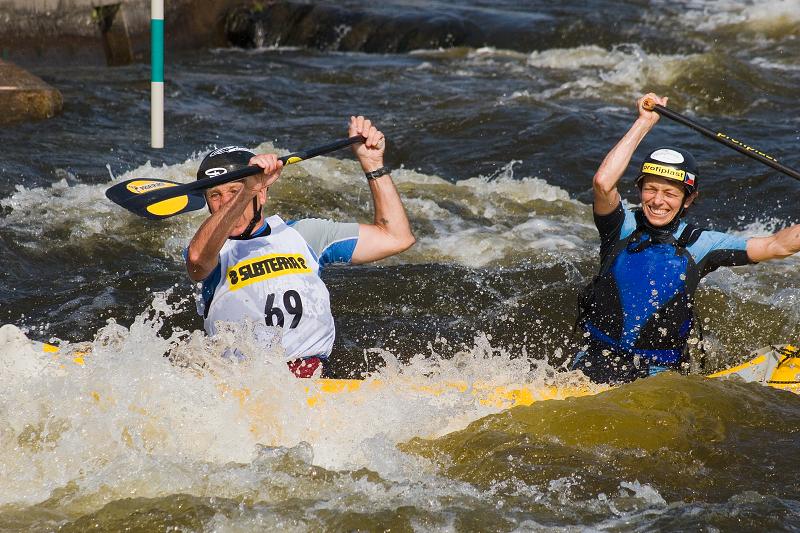 ČP a MČR - rafting R4. VZ R2. Praha Troja 30. 5. a 1. 6. 08